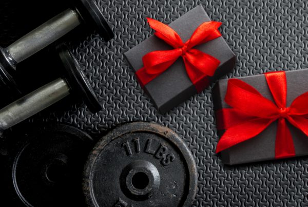 6 Thoughtful & Healthy Gifting Ideas for Fitness Enthusiasts
