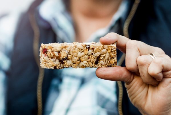 SkyRoots cereal bars: your travel friendly snacks for healthy snacking.