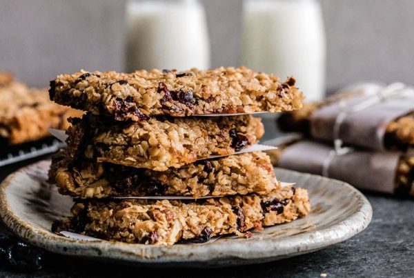 Why high-fiber cereal bars are a perfect snack addition to your busy lifestyle.