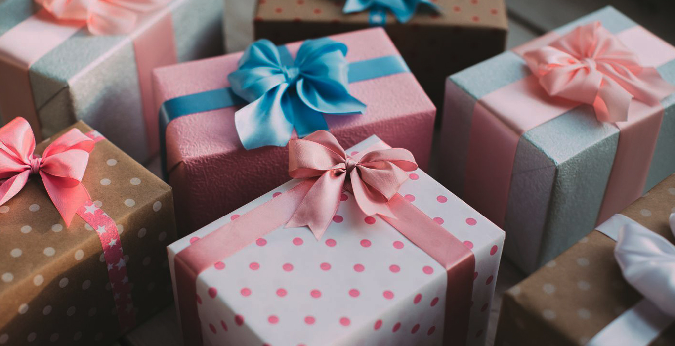 5 ways Good gifts can help in building good relationships with potential clients.